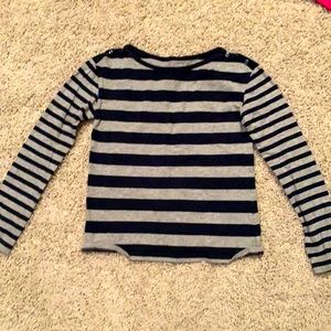Gap kids size 6-7 long sleeved shirt